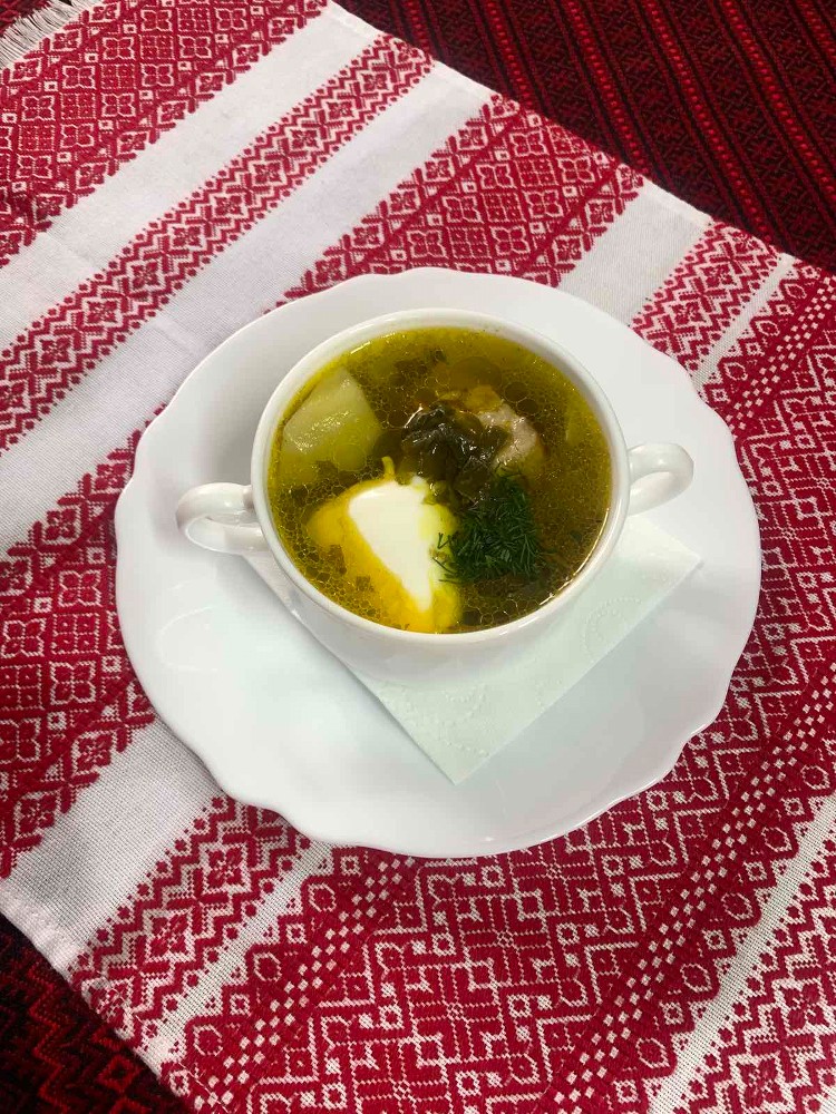 Борщ зелений (пів порції)