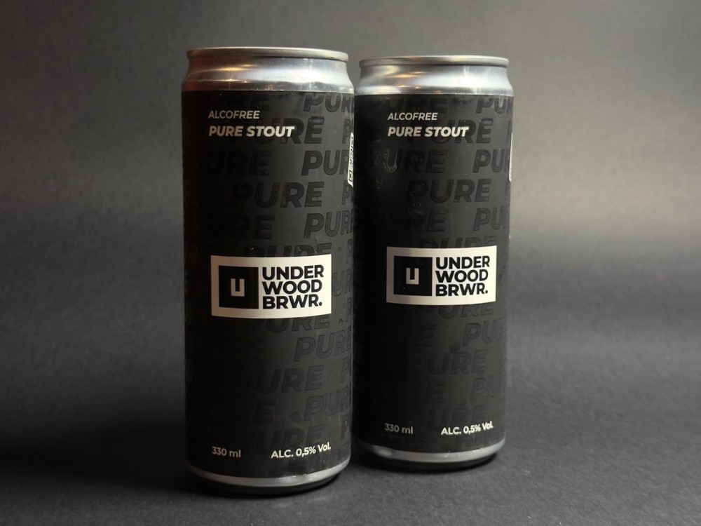 Пиво темне Pure Stout 0,33 0,5% (б\а)