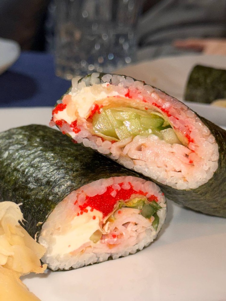 Буріто з копченим курячим філе