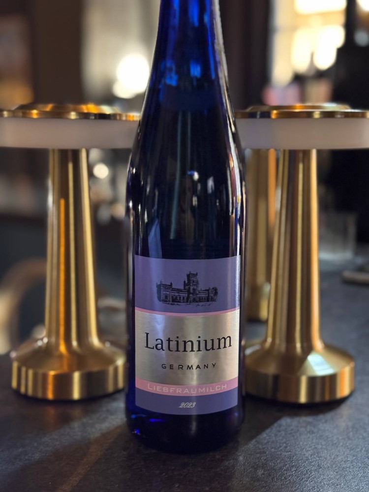 Вино Latinium Liebfraumilch, біле, напівсолодке, 9,5%, 0.150