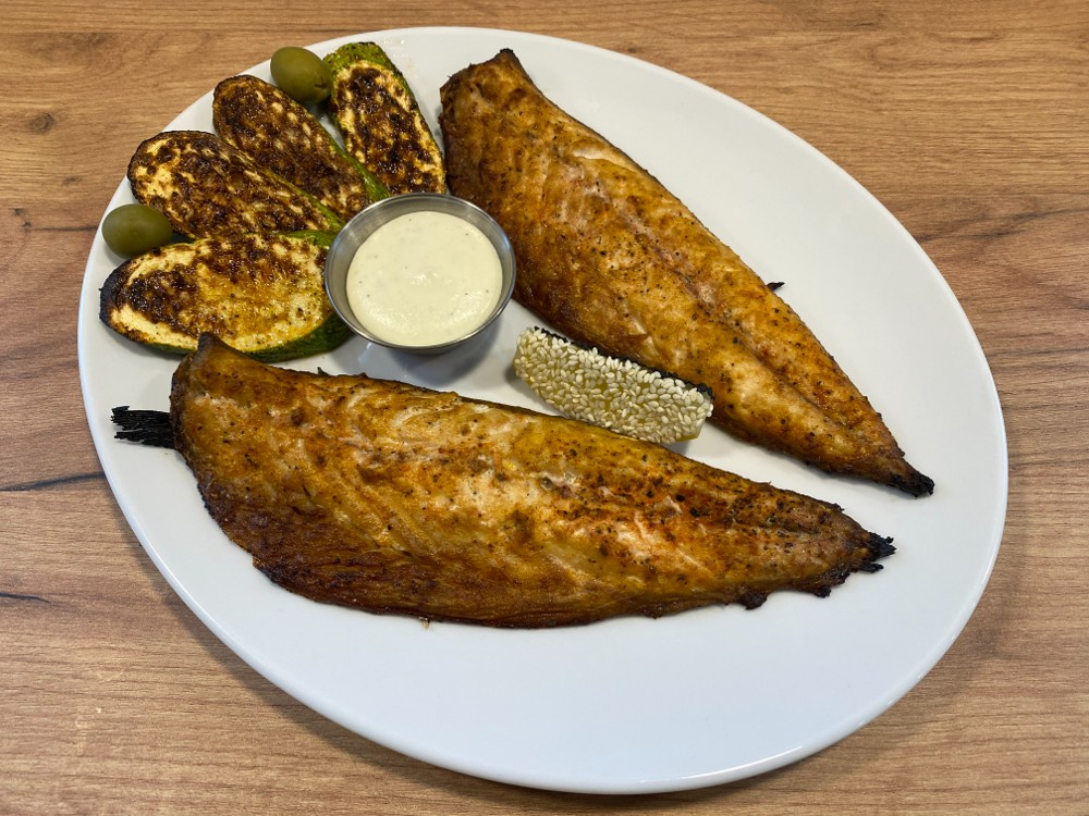 Скумбрія запечена