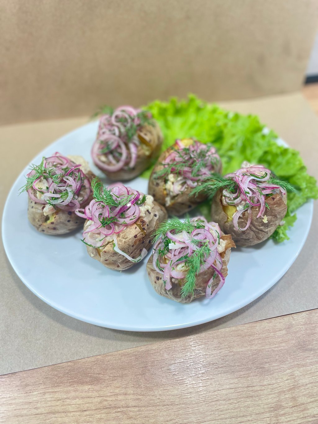 Картопля фарширована оселедцем