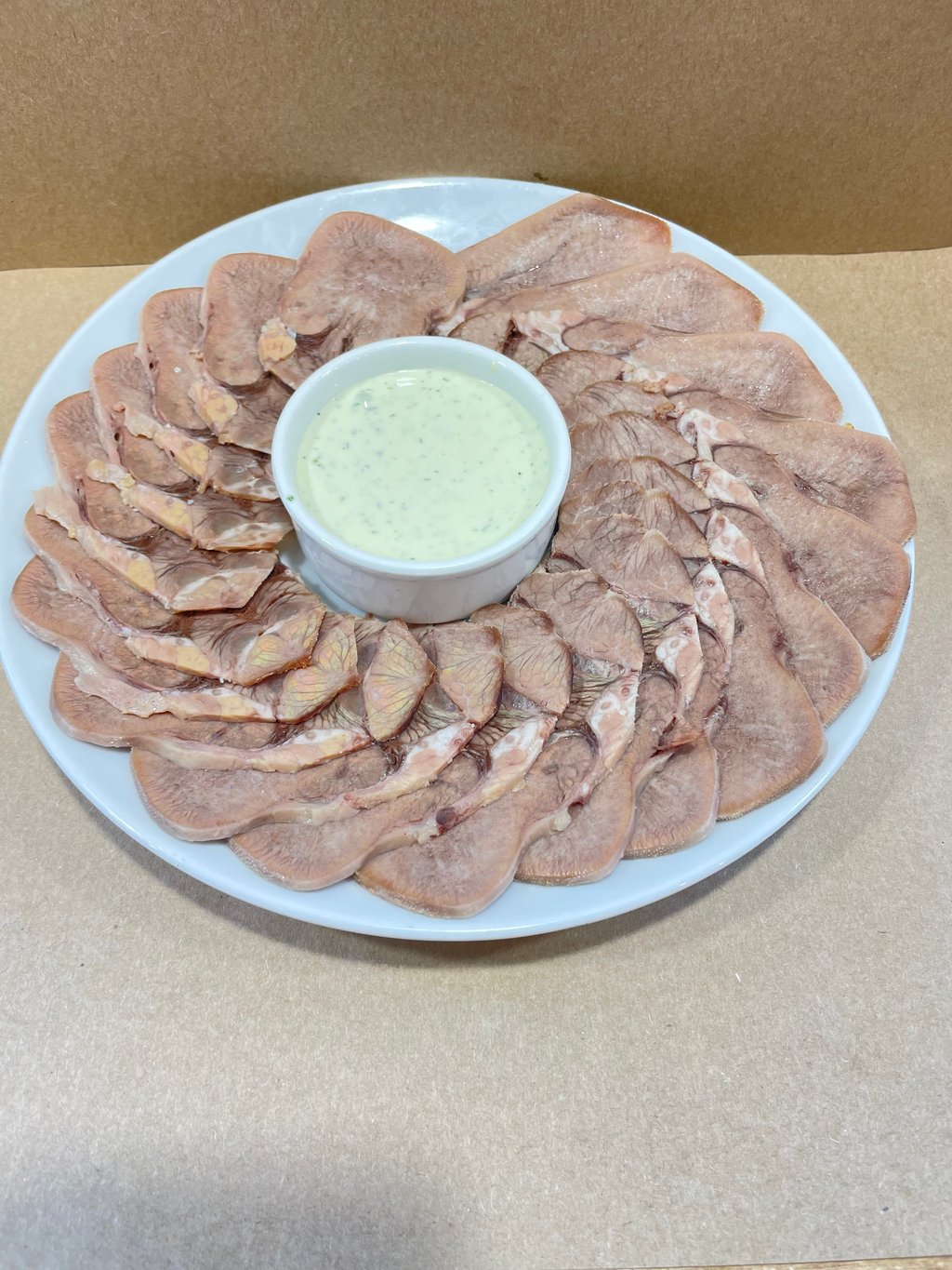 Язик яловичий