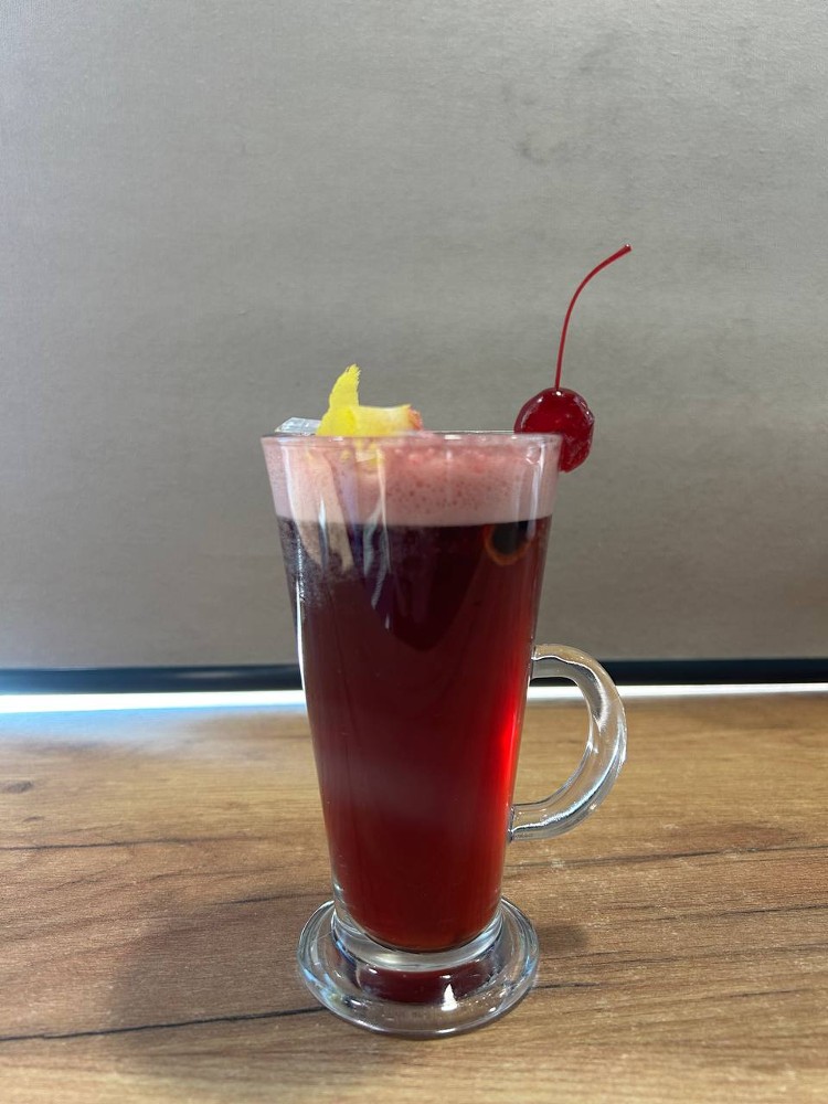 "Вишневе пиво"