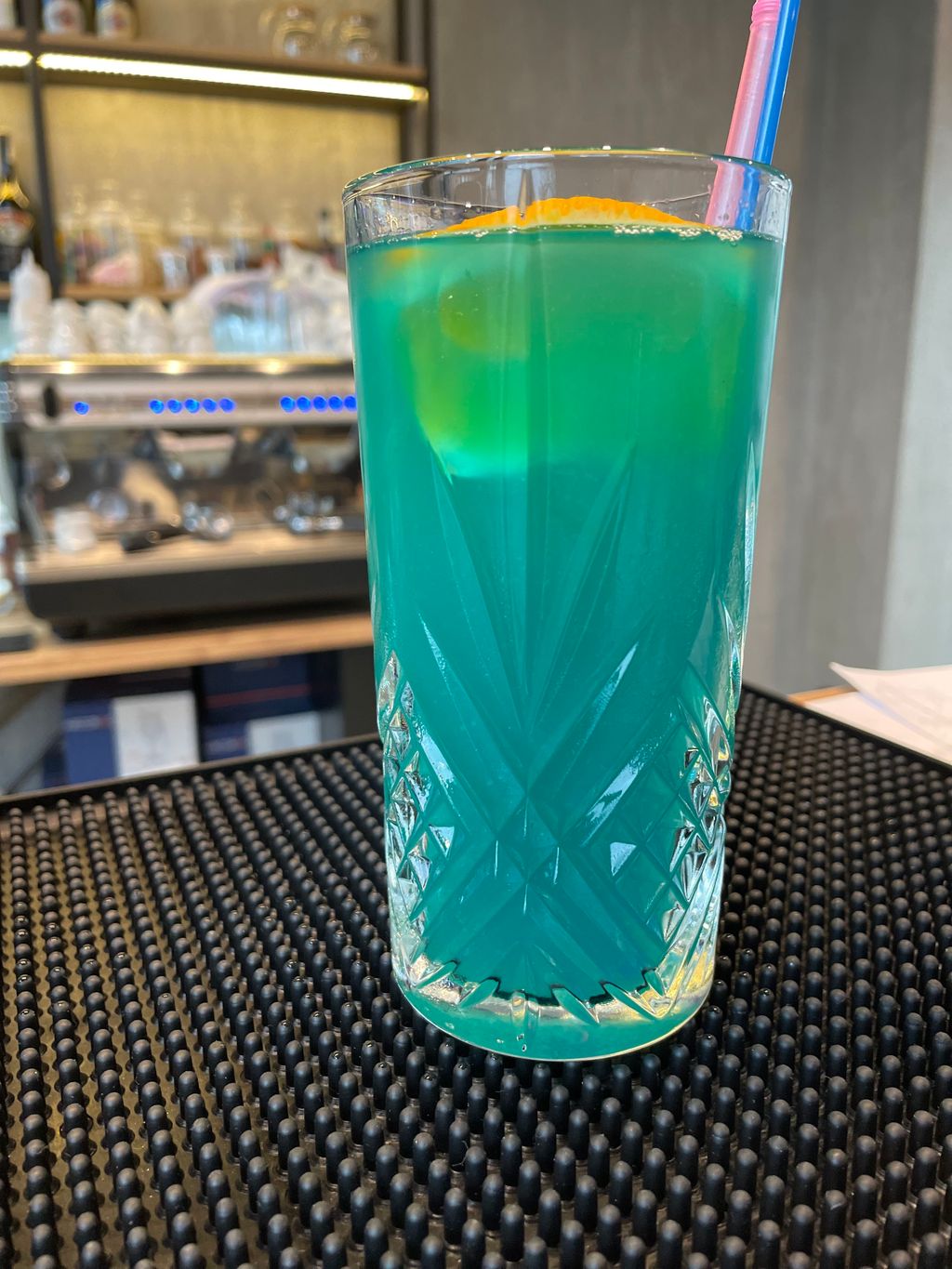 "Блакитна лагуна"