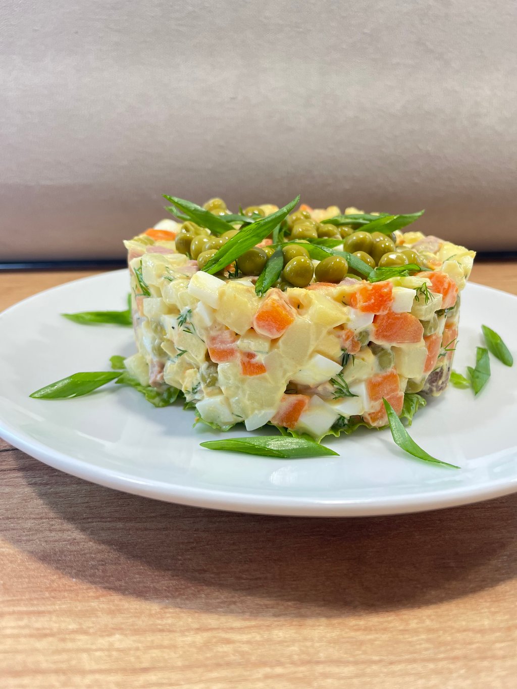 Олів'є з філе пекінської качки