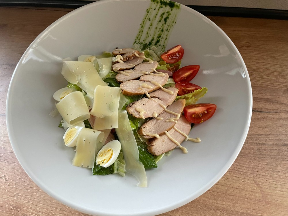 Салат Цезар з куркою