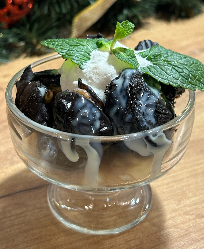 Чорнослив з горіхами