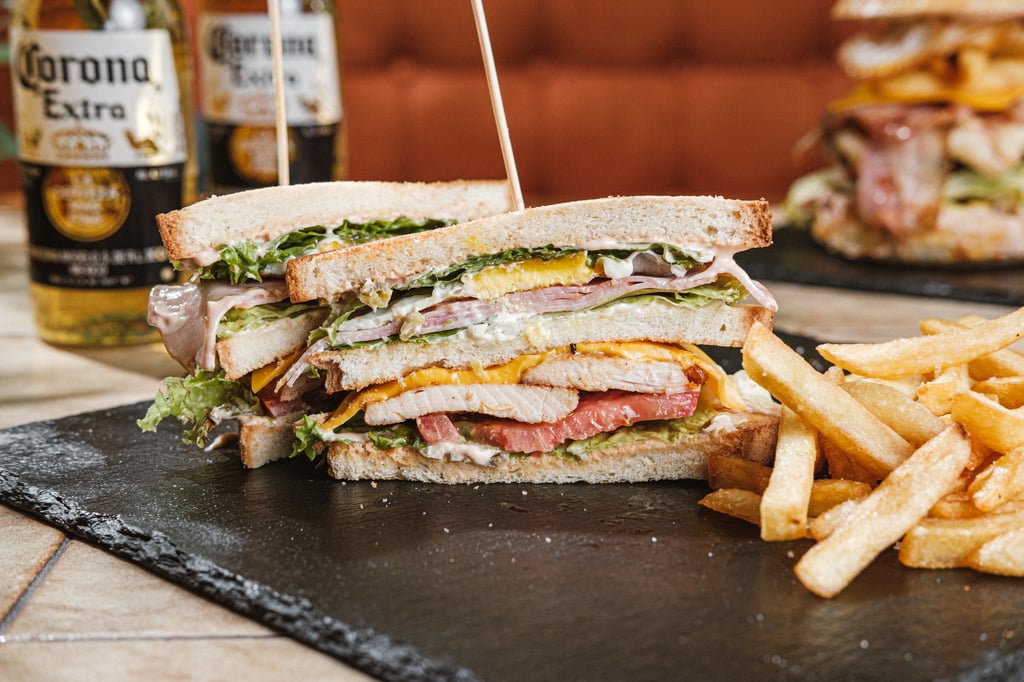 Club Sandwich / ქლაბ სენდვიჩი