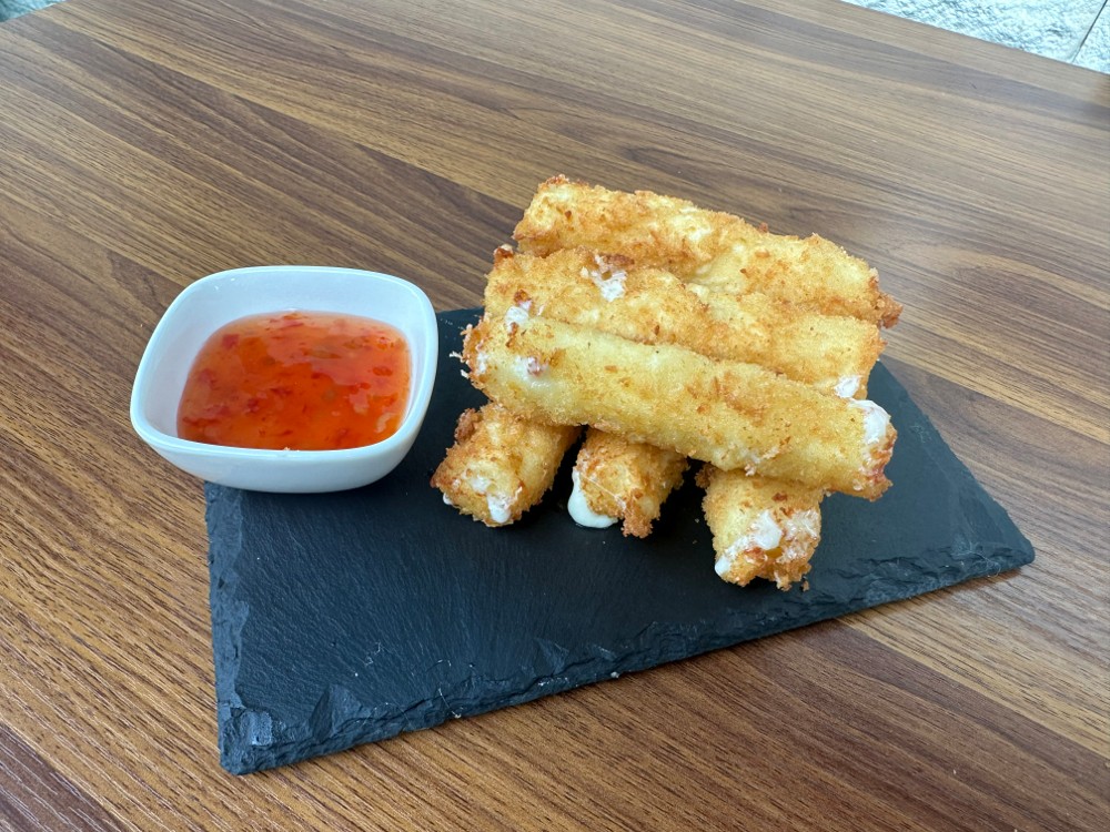 Mozzarella Sticks / მოცარელას ჩხირები