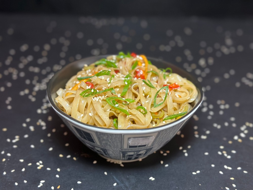 ბრინჯის ჩხირი ვეგეტარიანული / Rice stick Noodles Vegy