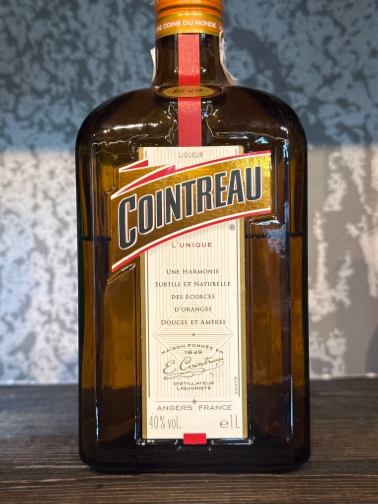 Лікер Куантро "Cointreau" 50мл