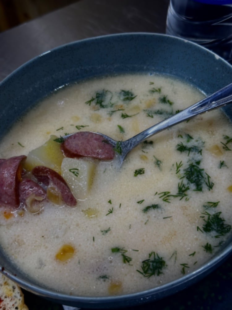 Баварський суп з ковбасками