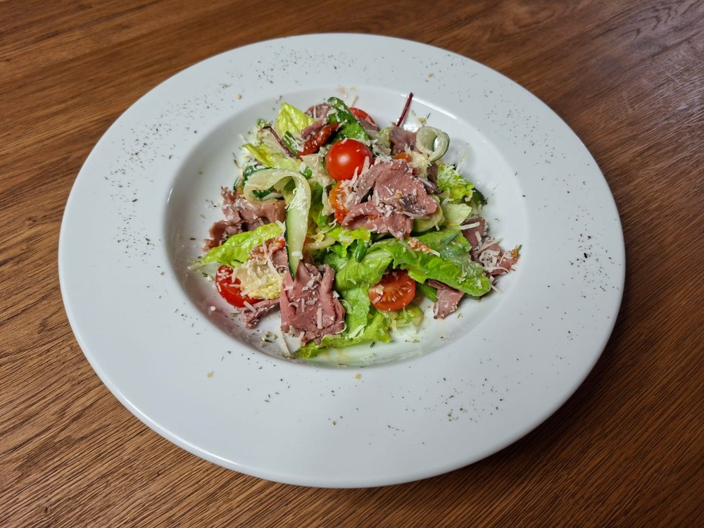 Салат з ростбіфом