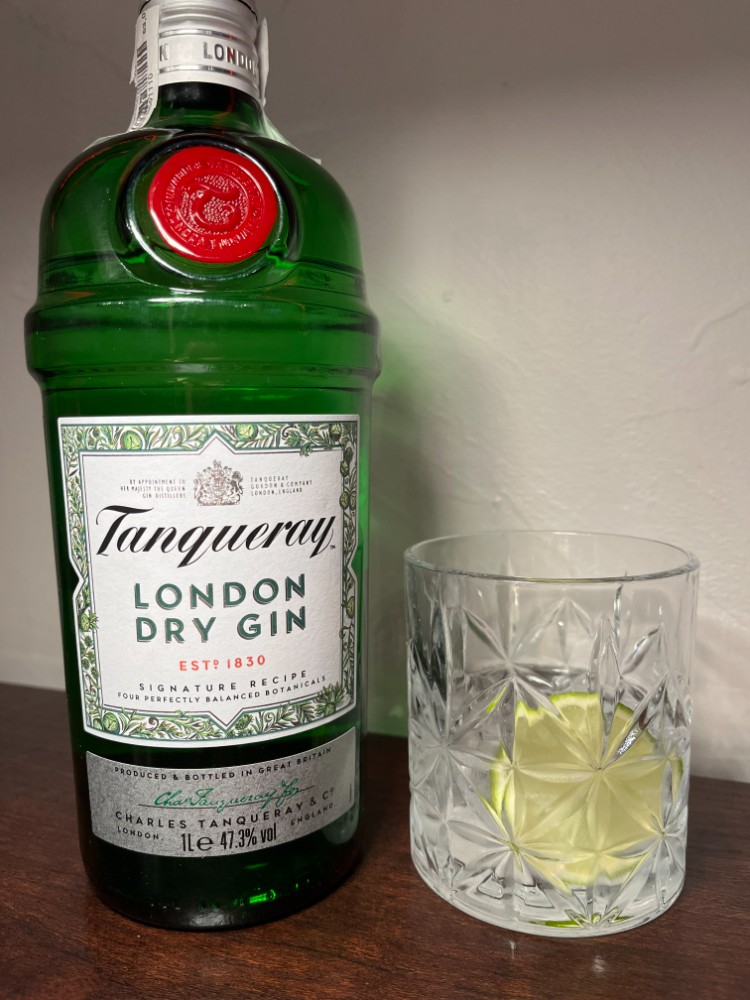 Джин Tanqueray