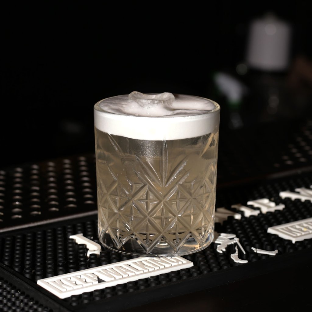 GIN SOUR