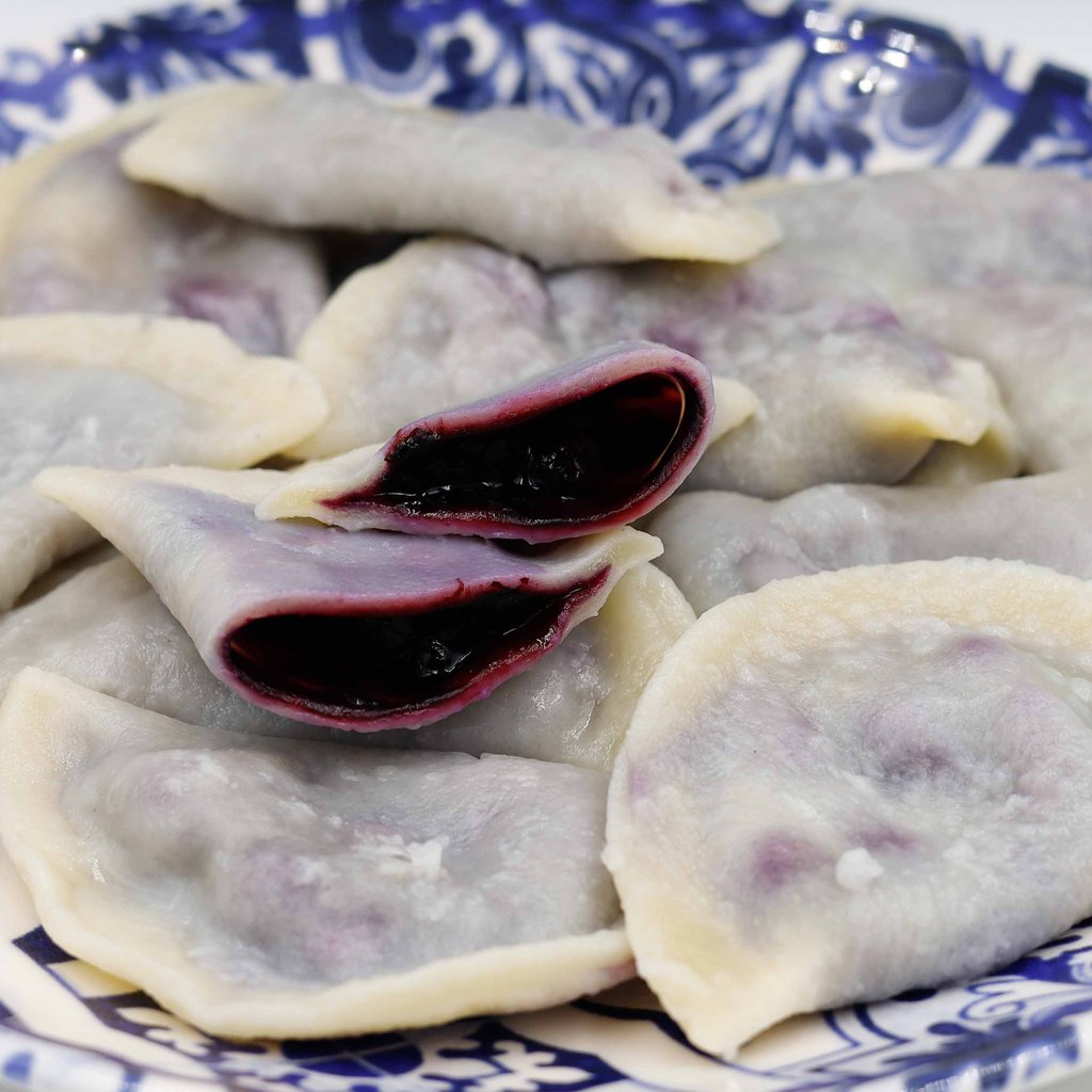 ВАРЕНИКИ З ЧОРНИЦЕЮ | ціна за 100 г (на вагу)