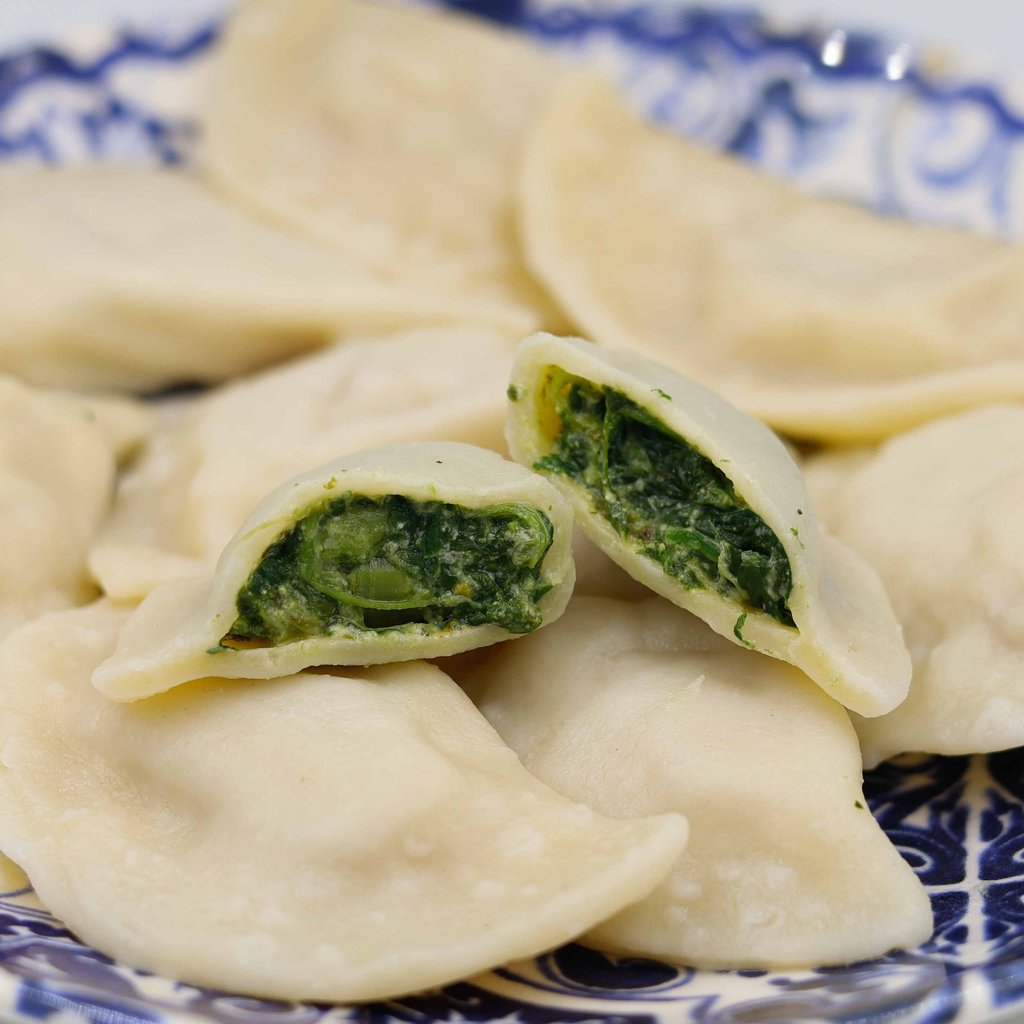 ВАРЕНИКИ ЗІ ШПИНАТОМ ТА СИРОМ РІКОТА | ціна за 100 г (на вагу)