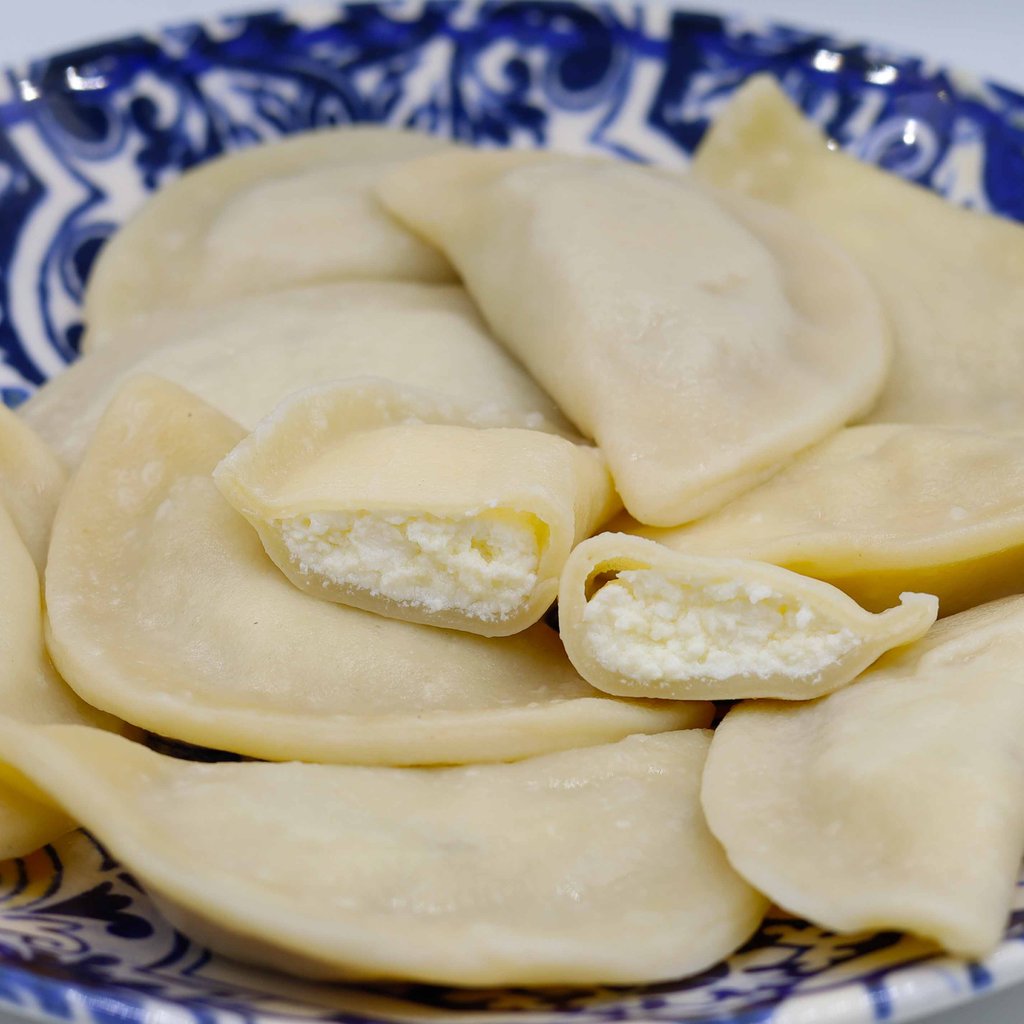 ВАРЕНИКИ З СОЛОДКИМ СИРОМ | ціна за 100 г (на вагу)