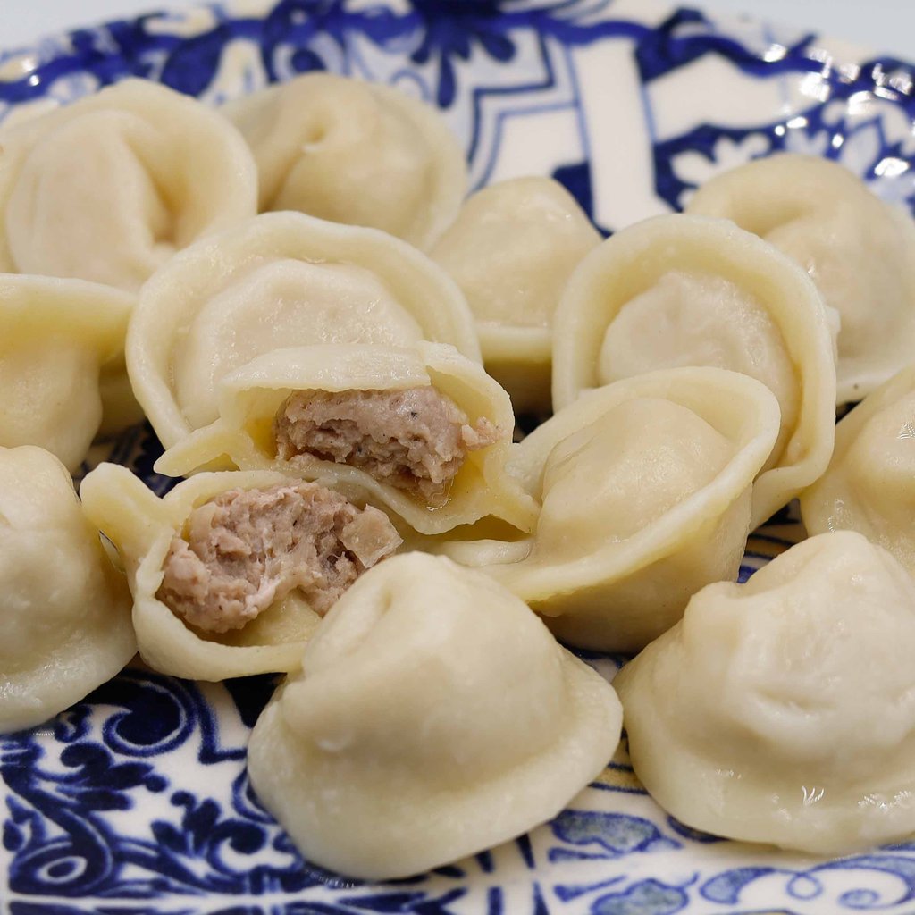 ПЕЛЬМЕНІ ЗІ СВИНИНОЮ |  ЦІНА ЗА 100 Г (на вагу)