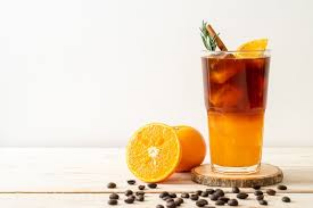 Fresh orange cappuchino