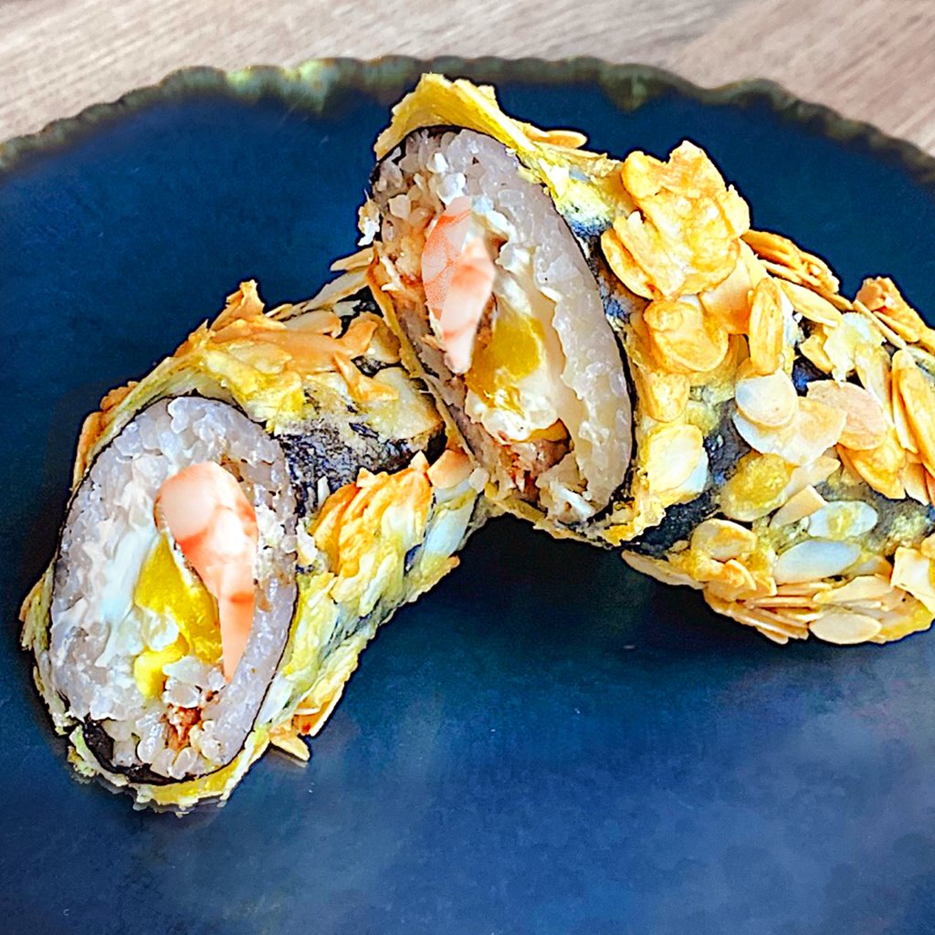 Hand roll мигдалевий з креветкою та манго 340г