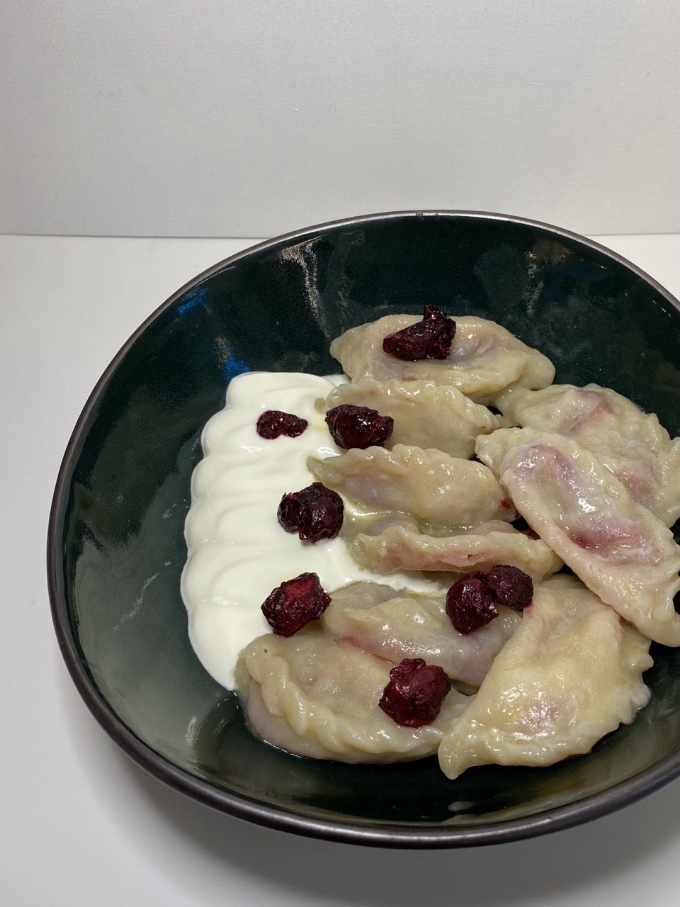 вареники із вишнею