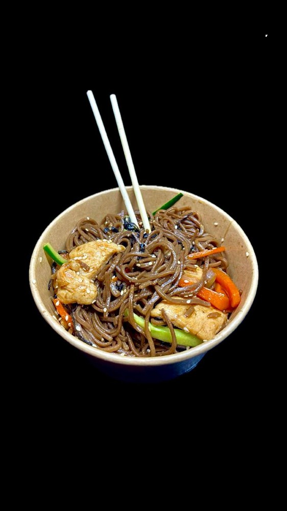 Соба з куркою та овочами 430г