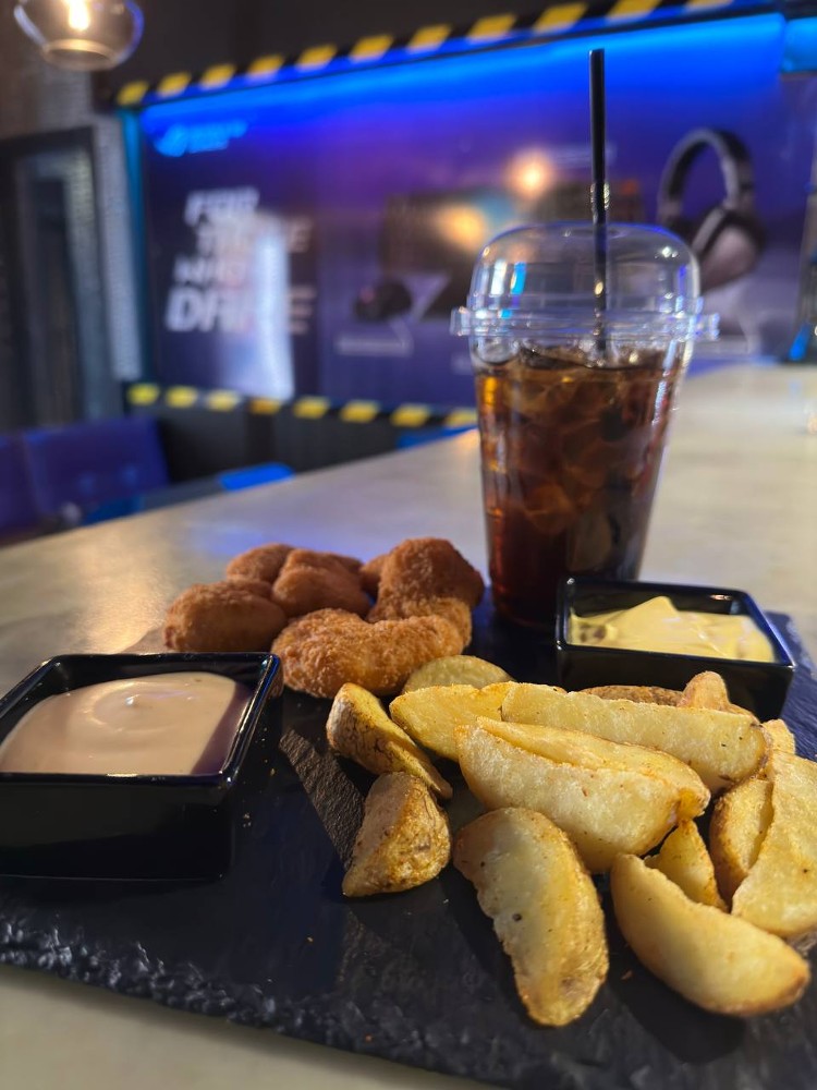 Меню Chicken BOMB (Cola)