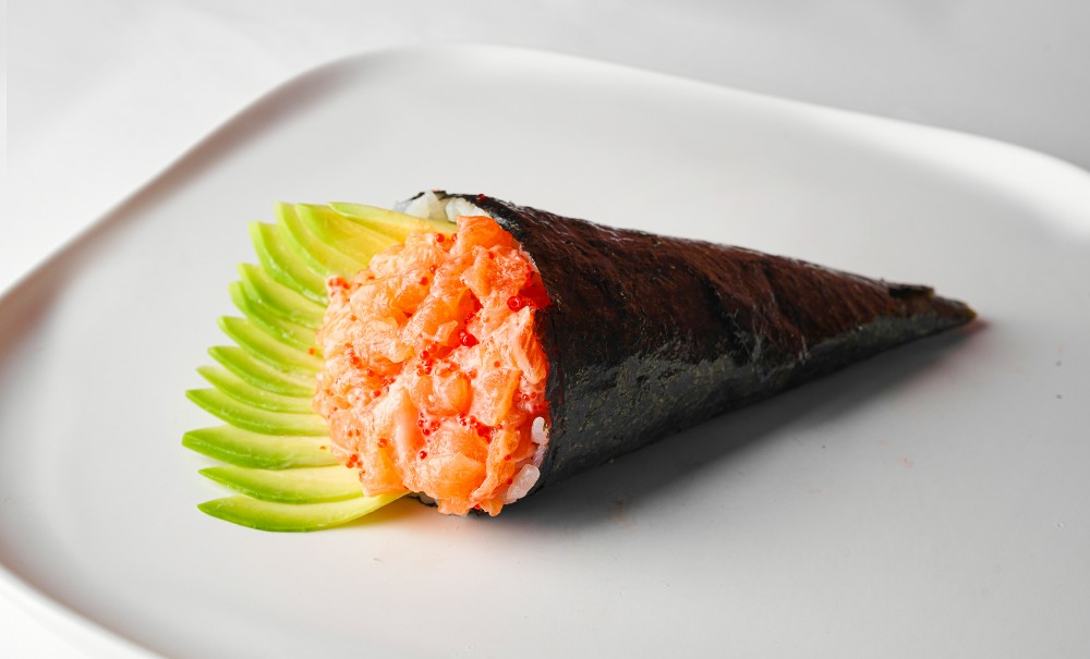 Hand Roll Salmon Spicy