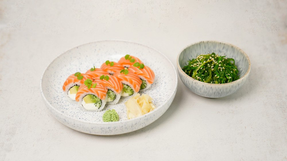 Phila Salmon & Wakame