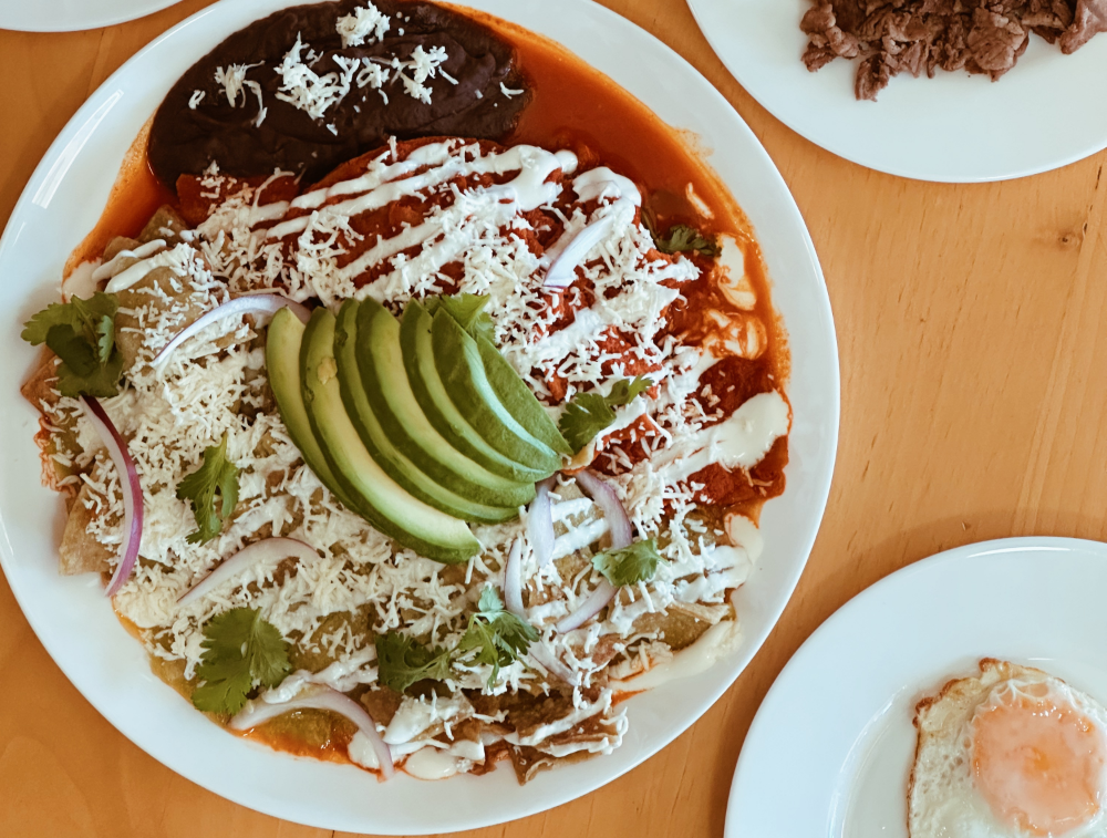 Chilaquiles divorciados