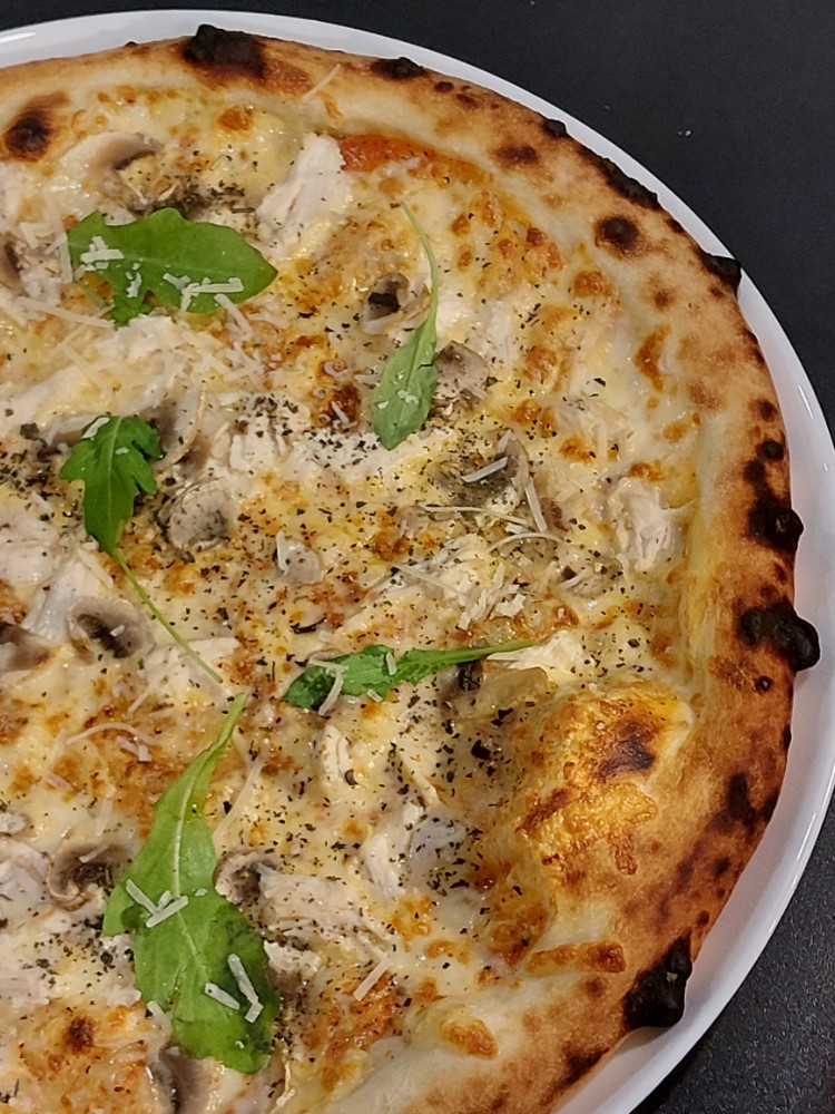 Capricciosa з куркою (G)