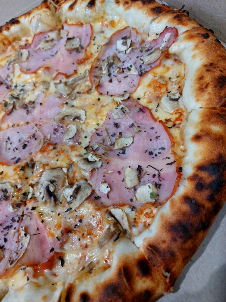 Піцца Capricciosa (G)