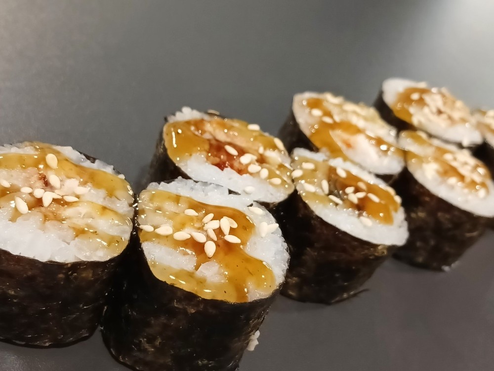 Макі з вугрем (G)