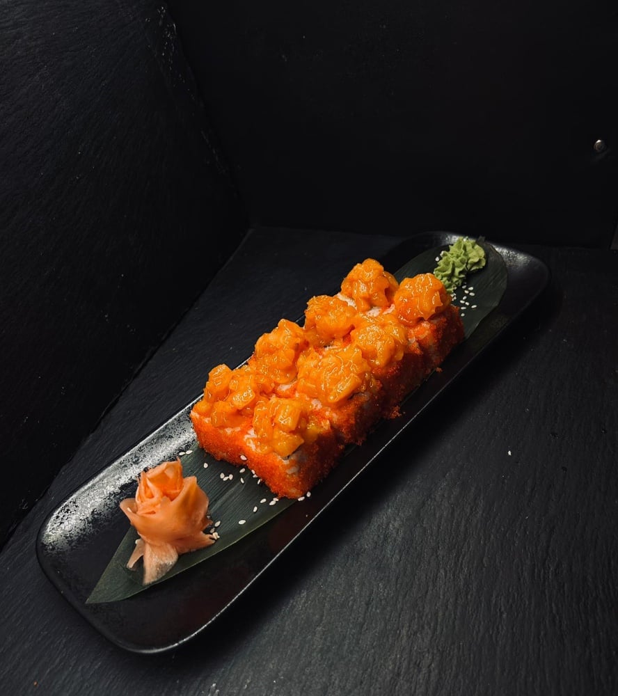 Sake Tar Tar Crunch suši