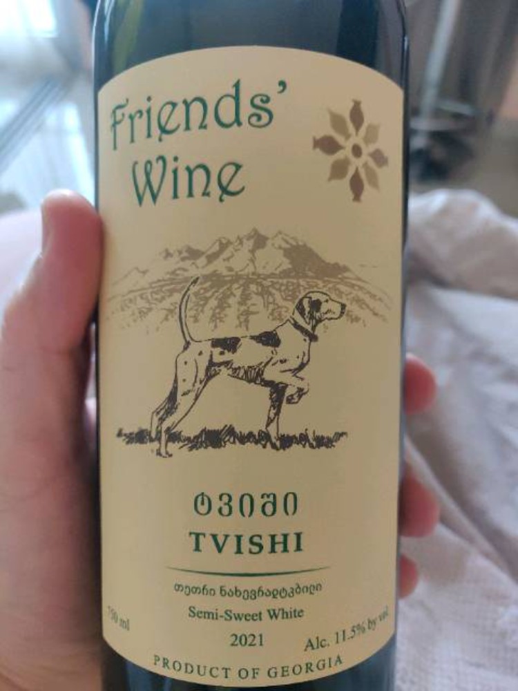 Friends wine Tvishi white semi-sweet