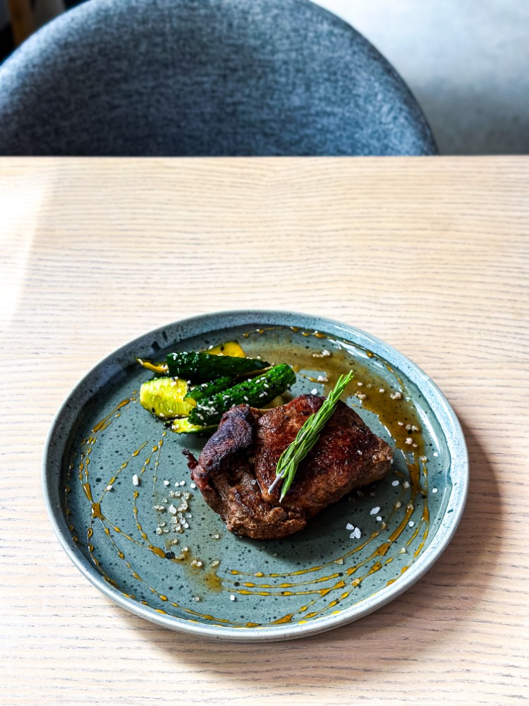 Стейк Стріплойн