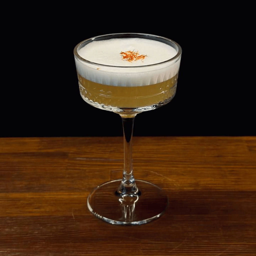Коктейль Saffron Martini