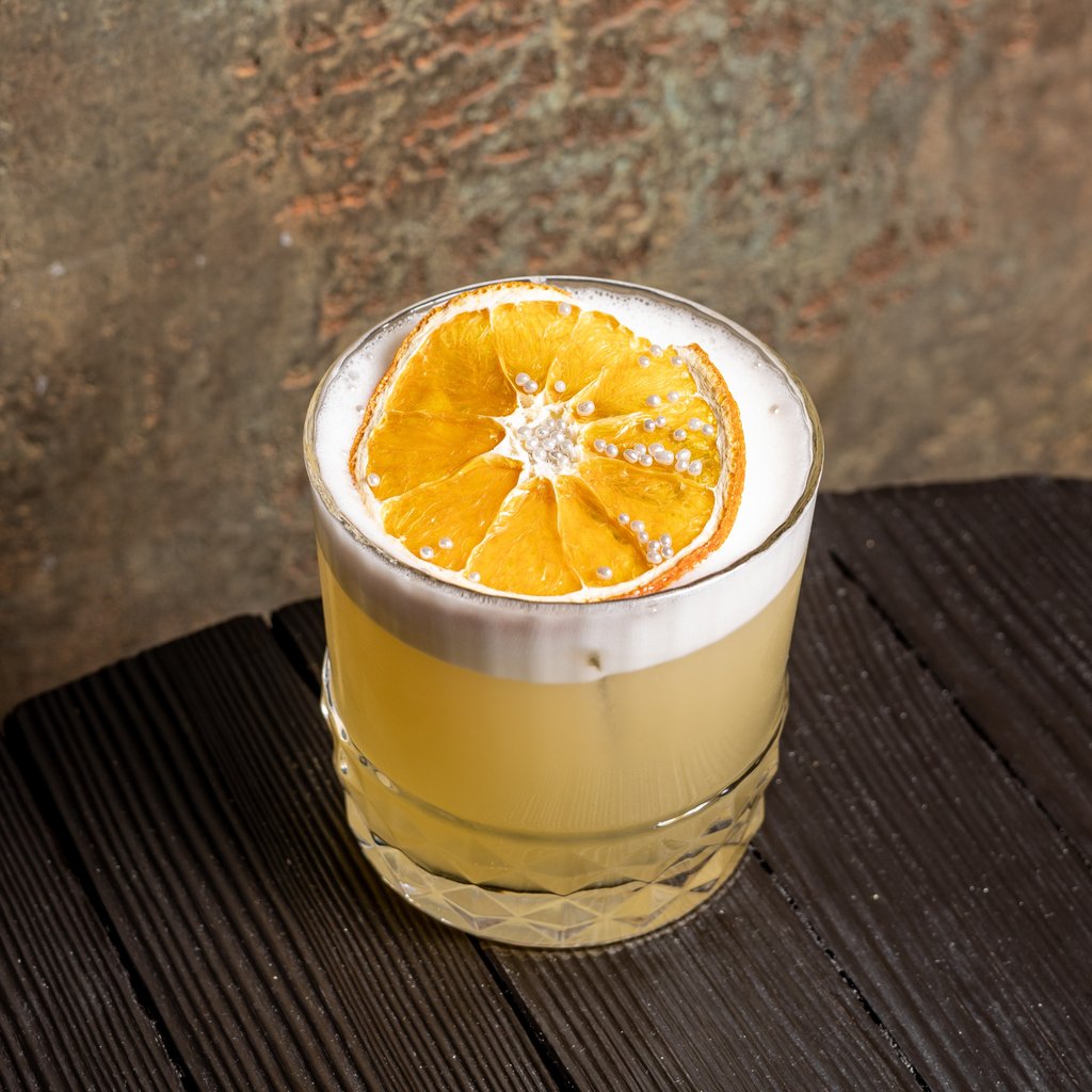 Коктейль Amaretto Sour