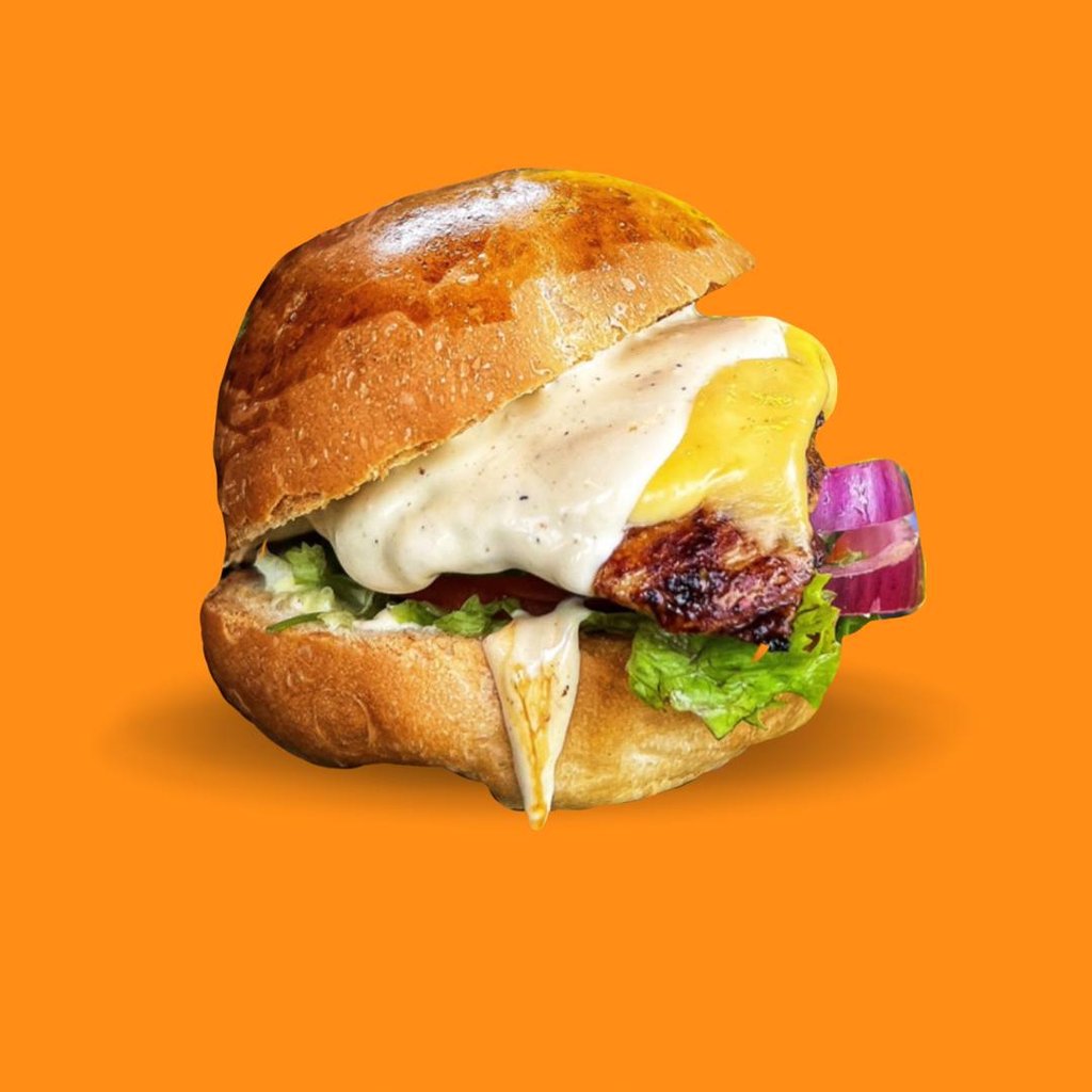 CHICKEN BURGER