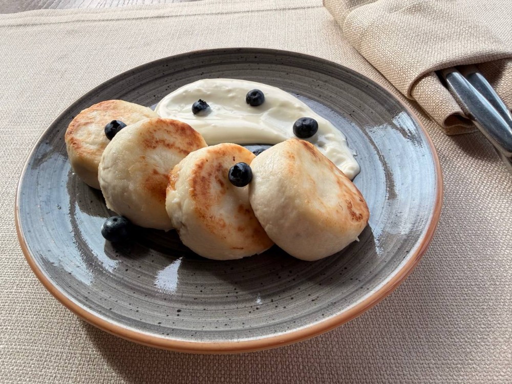 Сирники з білим шоколадом та лохиною, 230г