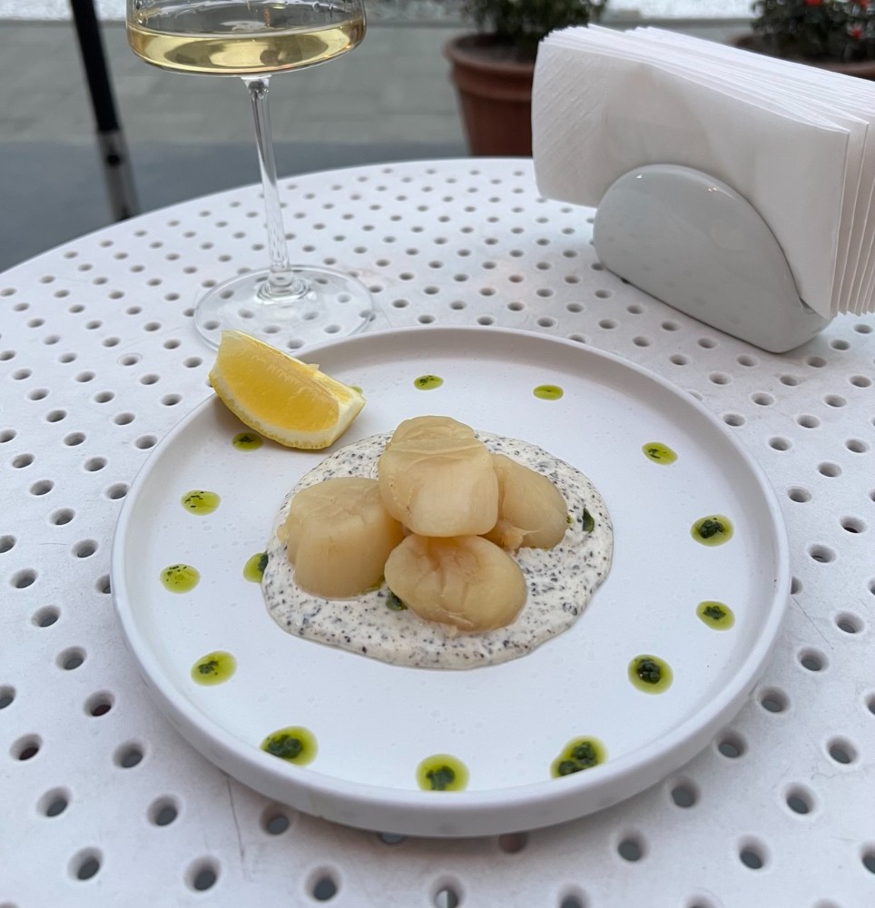 Гребінці під трюфельним соусом BoltFood