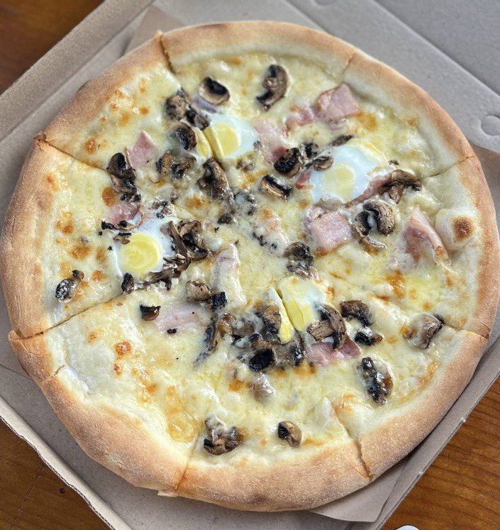 Піца Карбонара