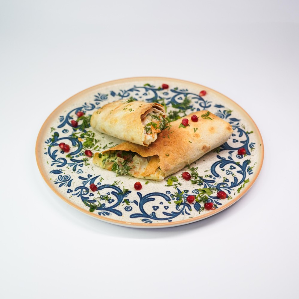 Лаваш з сиром помідором та зеленню\Pita bread with cheese, tomato and herbs