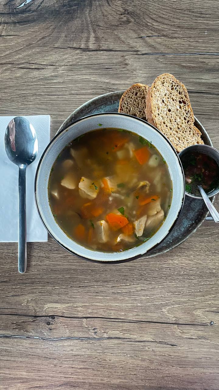 Уха з морепродуктами