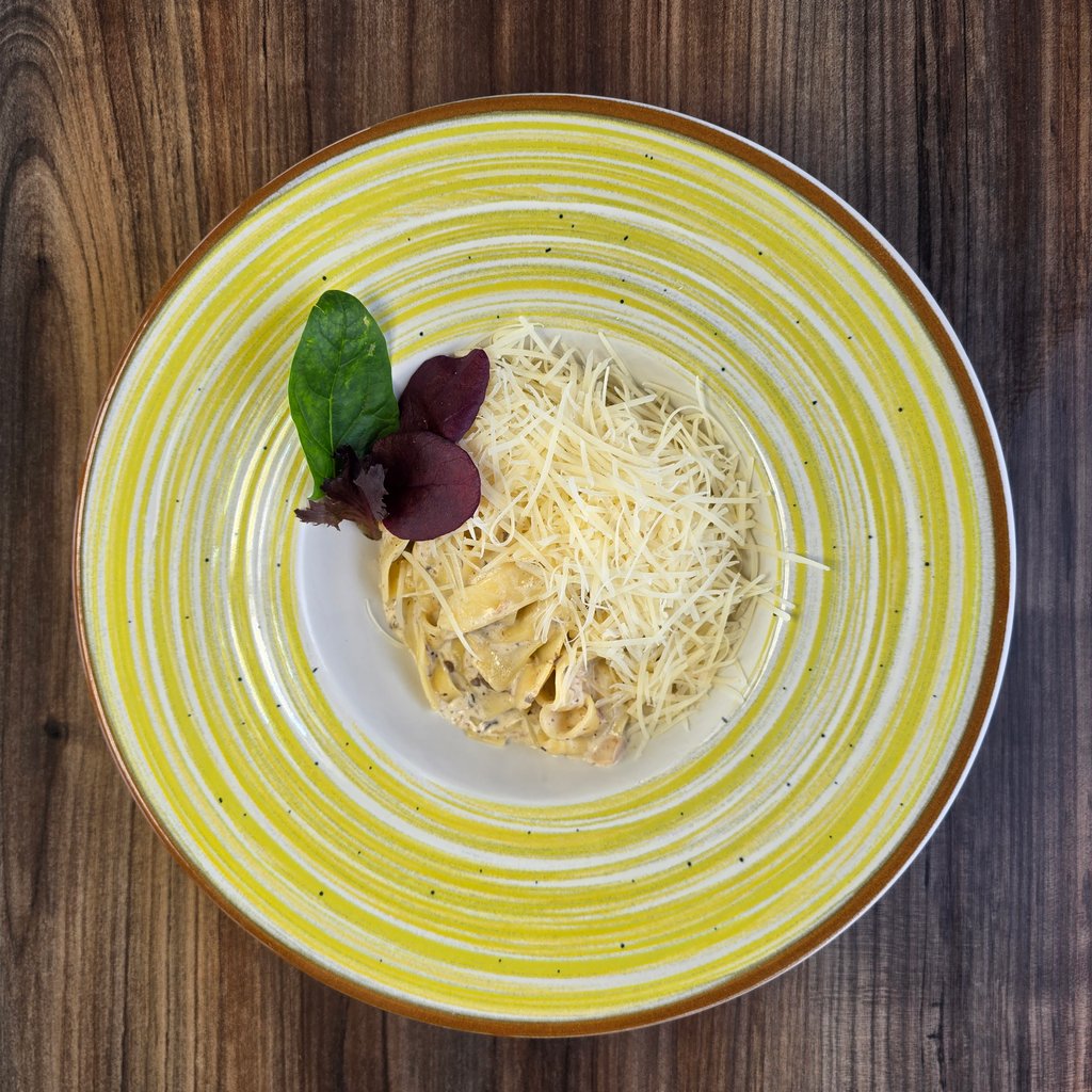 Паста з трюфелем та білими печерицями