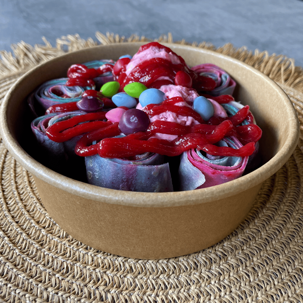 Млинець морозиво ягоди