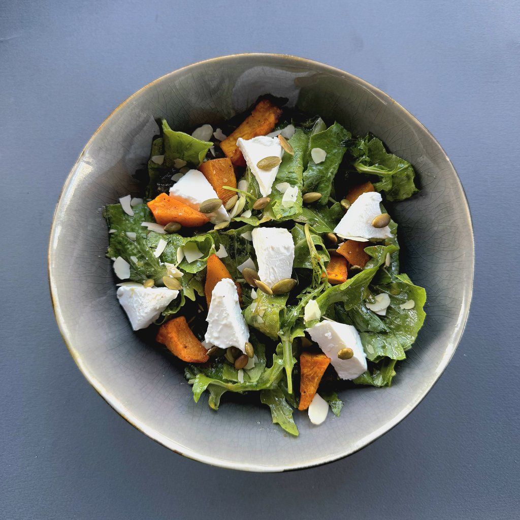 Салат з печеного гарбузу Баттернат  та фетою 