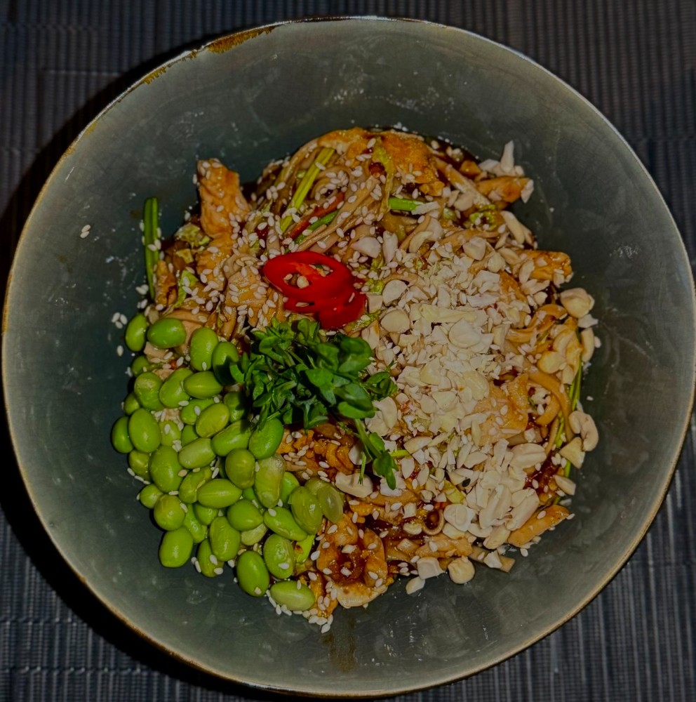 Локшина яєчна з куркою